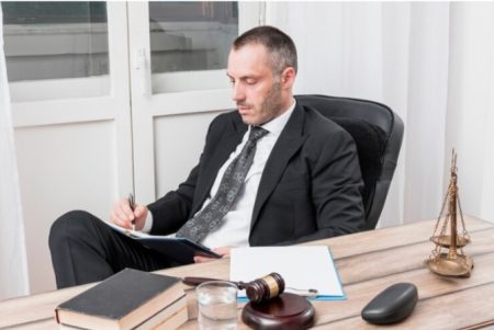 Top 5 Reasons For Working With A Lawyer
